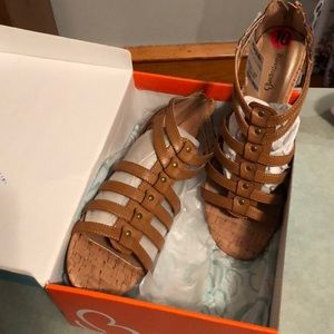 Baretraps sz 10 Gladiator Sandals
